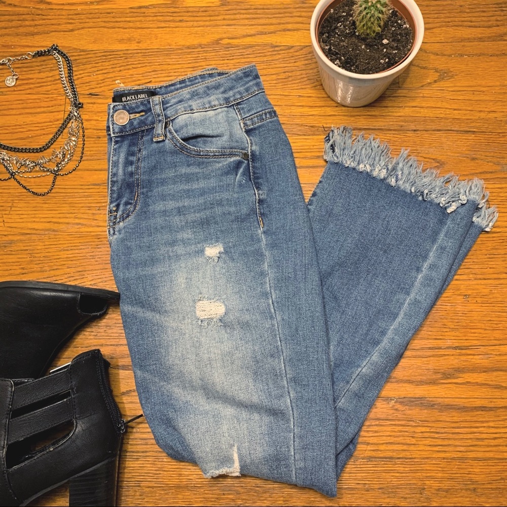 Cropped with Fringe Black Label Jeans 👖